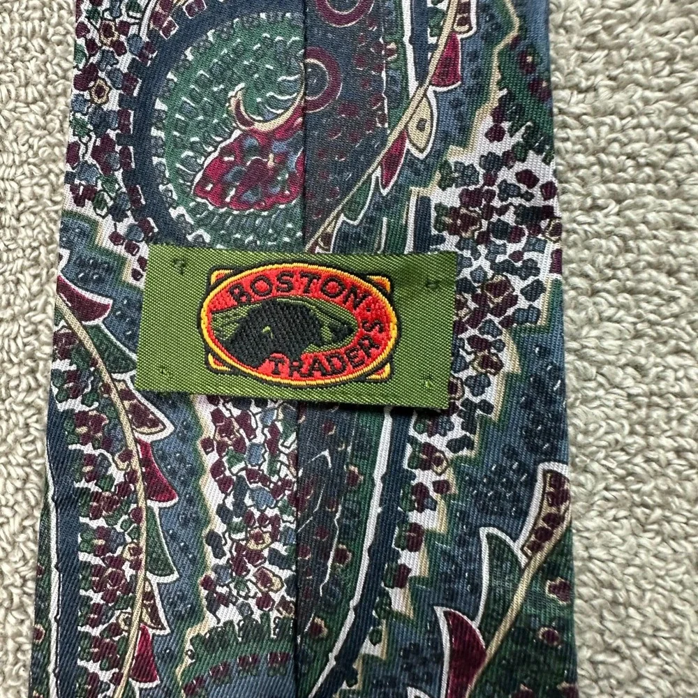 Boston Traders Mens Paisley Silk Tie Green Burgundy Navy Blue Floral Geometric